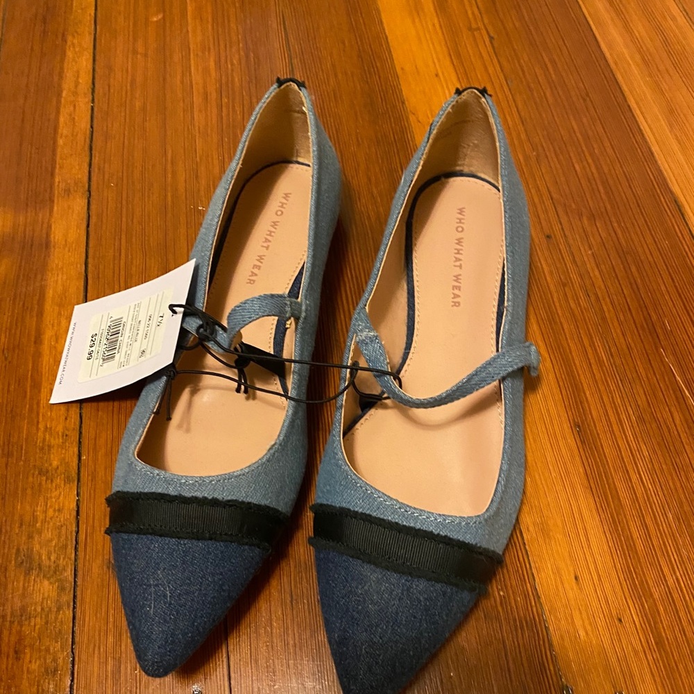 Women’s flats size 7.5